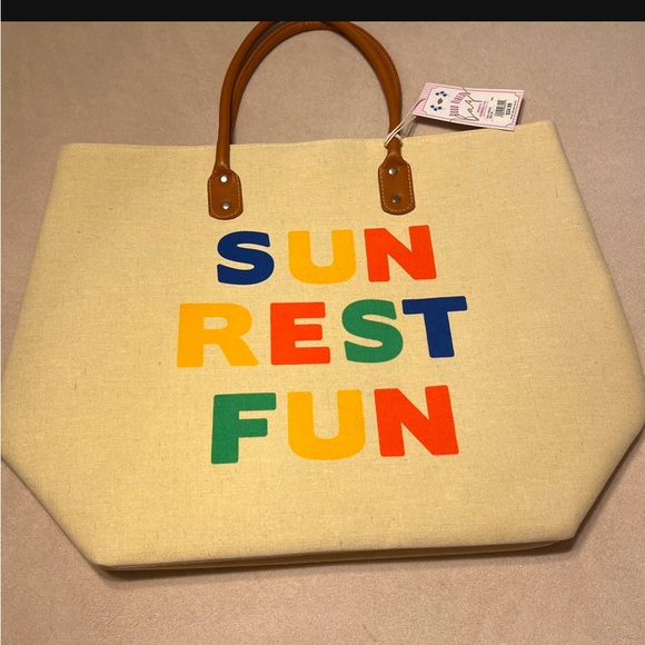 🎉HOST PICK🎉 GOOD VIBES Beach Bag PLUS Free Swimsuit! - Picture 1 of 12